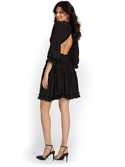 99.95 RUFFLE V-NECK MINI