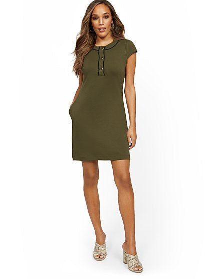 36.95 BUTTON PLACKET