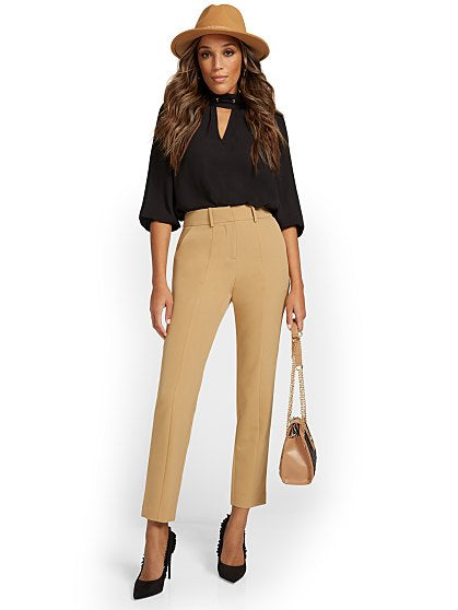 69.95 T SEAMED STGHT LEG
