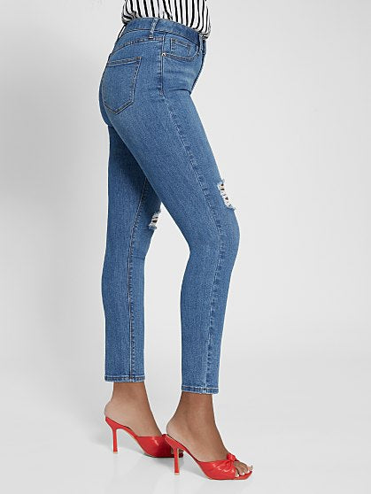 59.95 HW ESSENTIAL S - T