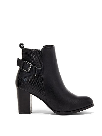 ANDRA BOOTIE