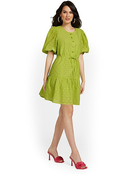79.95 EMBR FLORAL FLARE