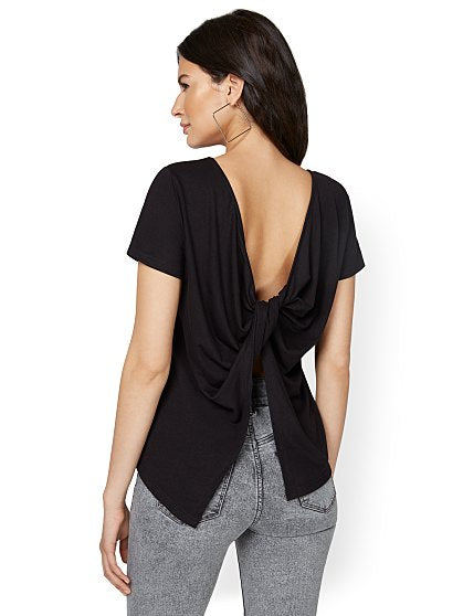 39.95 TWIST BACK KNIT TOP