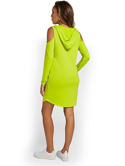 69.95 CLD SHLDR SS DRESS