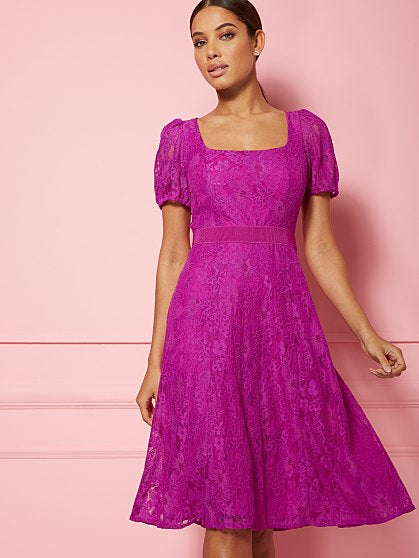 99.95 NEW LACE FLARE DRS