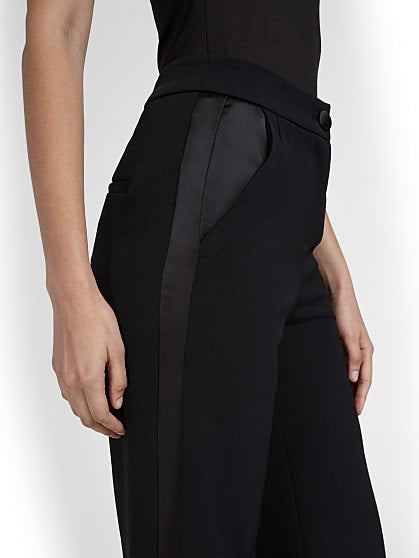 99.95 T SATIN TRIM TUX WL
