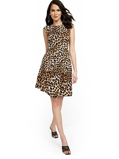 42.95 LEOPARD FLARE
