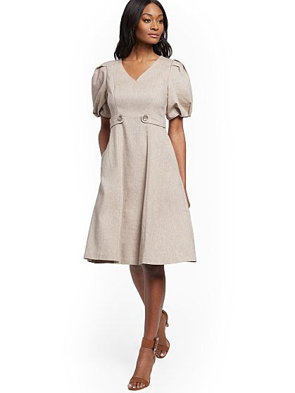 89.95 PUFF SLV FLARE DRES
