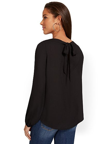 44.95 BOW BACK CYBER TOP