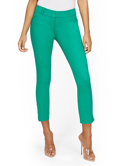 49.95 AUDREY CROP