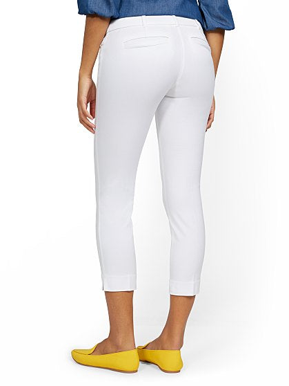 49.95 AUDREY CROP