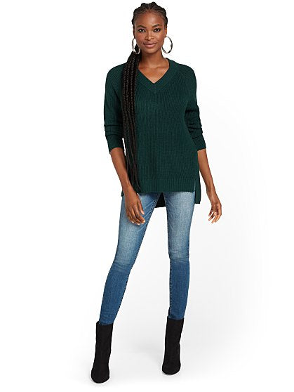 39.95 VNECK SHAKER TUNIC
