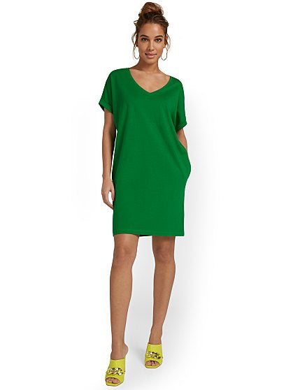 34.95 PERFECT TEE-VNECK