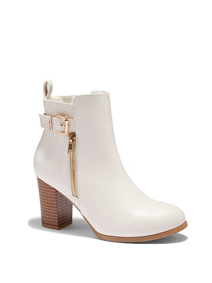 ANGIE BOOTIE