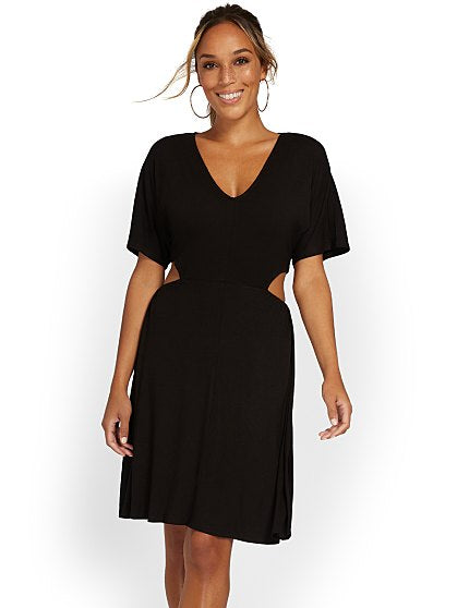 59.95 SHORT KNIT W CUTOUT