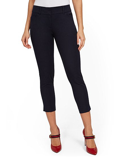 49.95 AUDREY CROP