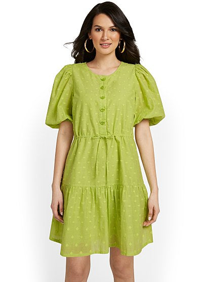 79.95 EMBR FLORAL FLARE