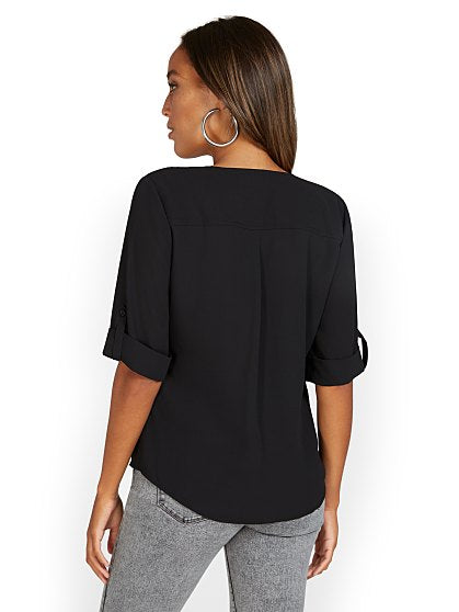 44.95 ZIPPER BLOUSE