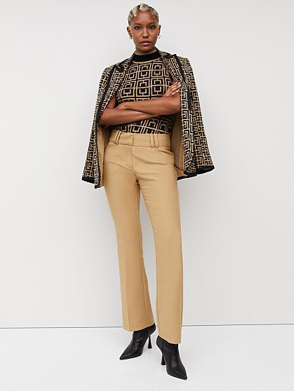 64.95 T MODERN FIT BOOT