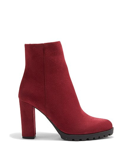 ARACELI BOOTIE