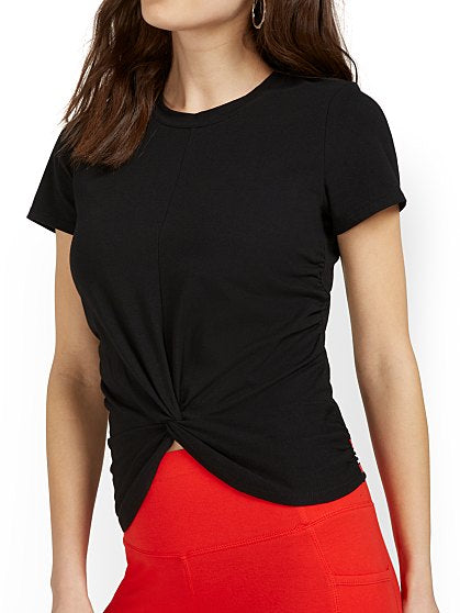 34.95 YOGA TOP TWIST FRON