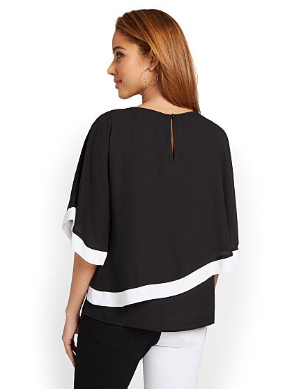 54.95 CONTRAST TRIM TOP