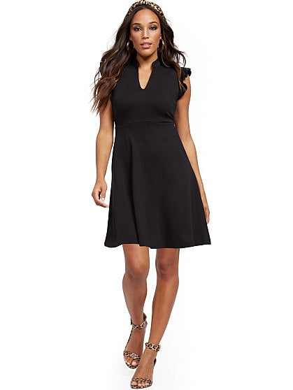 34.95 RUFFLE INTERLOCK