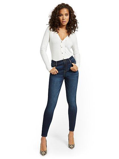 64.95 HW CURVY SKINNY TAL