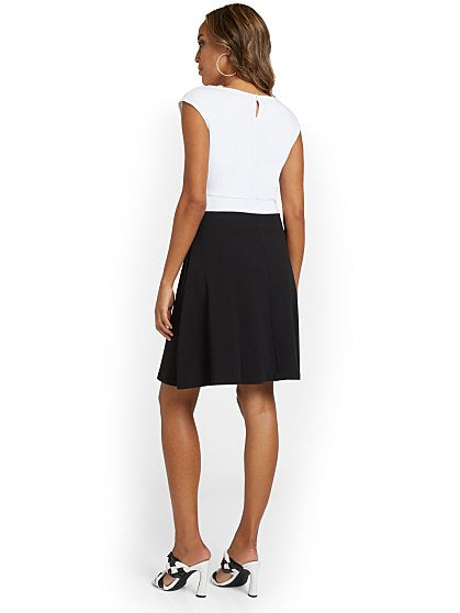 42.95 TWO TONE FLARE