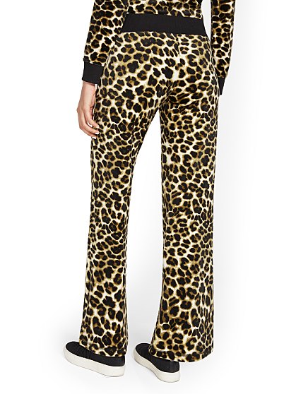 39.95 VELOUR PANT LEO T