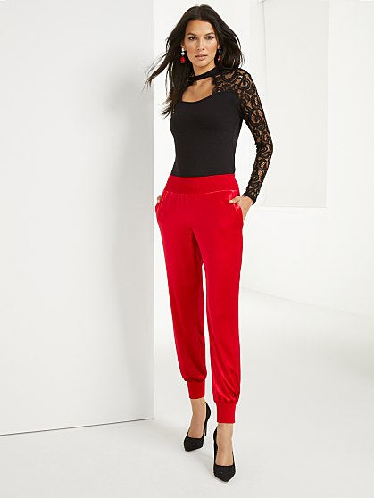 89.95 VELVET JOGGER