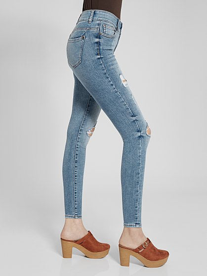 69.95 HW CURVY ANKLE-T