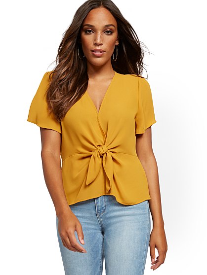 44.95 TIE FRONT BLOUSE