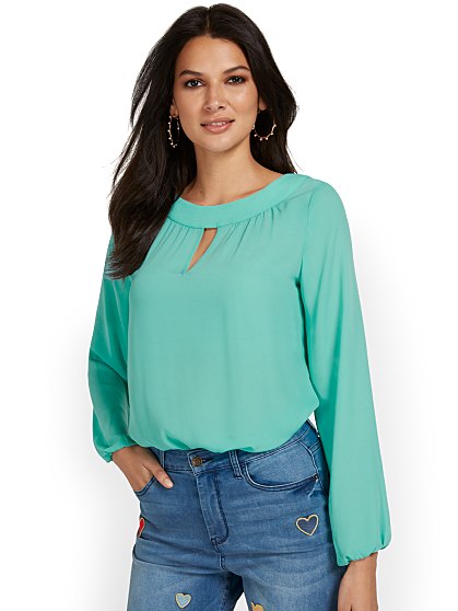 44.95 BOW BACK CYBER TOP