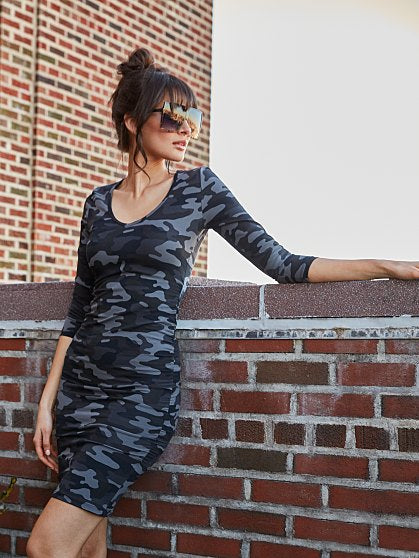 49.95 EW VNECK MIDI CAMO