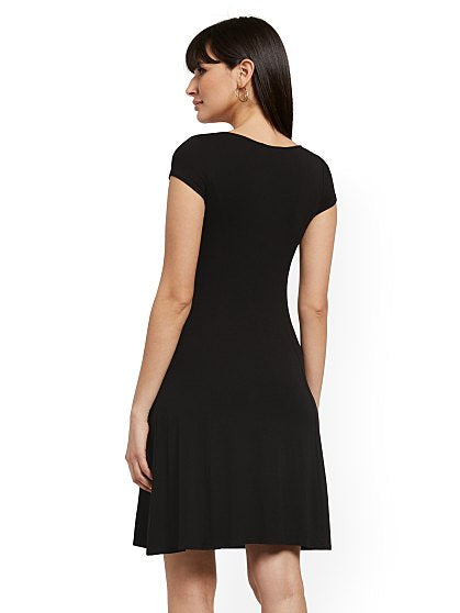 54.95 S/S PKT SWING DRESS