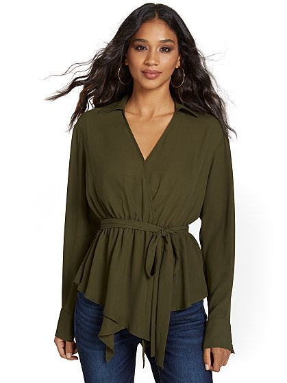 49.95 TIE FRONT TOP