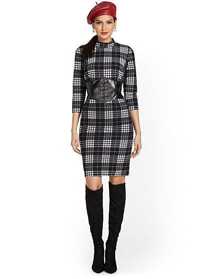 79.95 CORSET PLAID DRESS