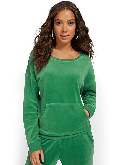 44.95 VELOUR PULLOVER