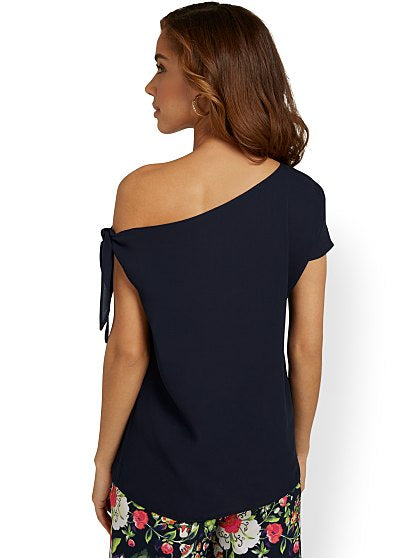 46.95 OTS TIE SLV BLOUSE