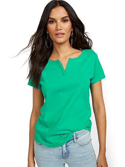 16.95 SPLIT NECK TEE