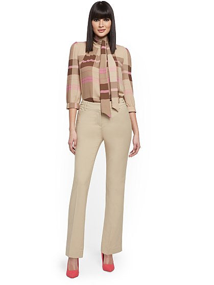 54.95 MODERN LEG PANT T