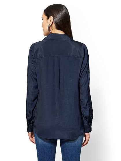 39.95 KATE SHIRT SOLID