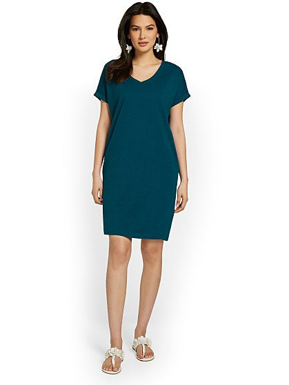 39.95 PERFECT TEE-VNECK