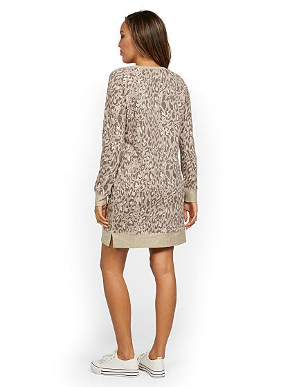 49.95 REVERS SWEAT DRESS