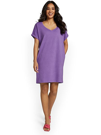 39.95 PERFECT TEE-VNECK