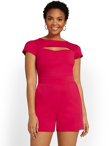 59.95 KEYHOLE ROMPER