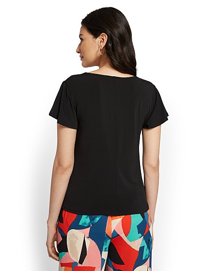49.95 KEYHOLE KNIT TOP