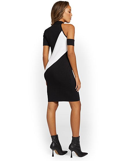 89.95 CLRBLCK CUT OUT SWT