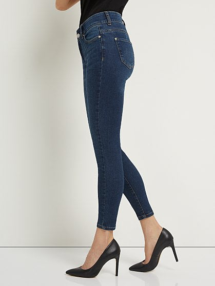 69.95 HW CURVY ANKLE-T